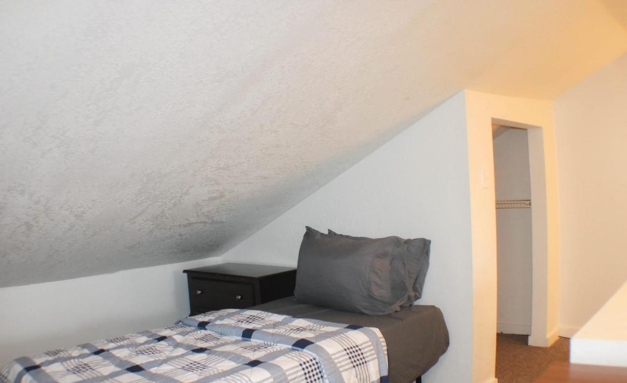 Urban Oasis - 3Br 2Ba - City View- Private Parking Pittsburgh Eksteriør billede